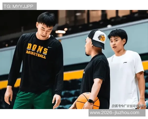 广东全运男篮U22组别夺冠于米提替补席激动落泪感动全场