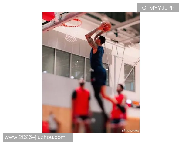 博格丹缺席第12场比赛船记透露其正在场上训练以增强腿筋力量