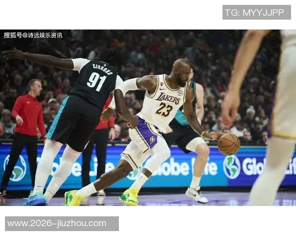 湖人首节失利半场落后绿军三分火力全开里夫斯状态低迷 湖人首节失利半场落后绿军三分火力全开里夫斯状态低迷